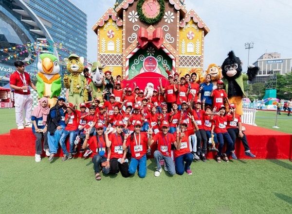 Entertainment News | Reliance Foundation ESA Day Brings Joy to 1,000 Disadvantaged Children at Hamleys Wonderland