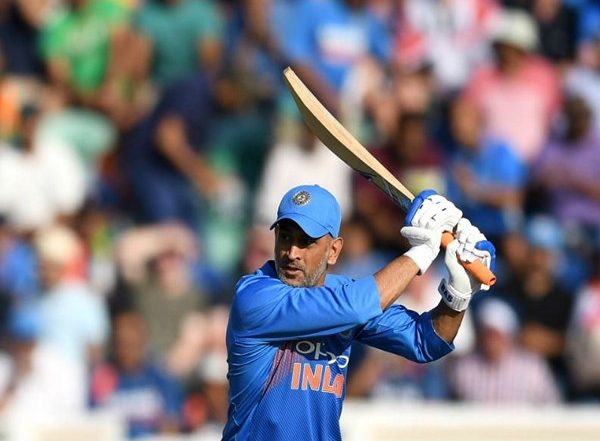 Sports News | What Sets Dhoni Apart as Captain from Others? Ashwin Offers Simple Explanation