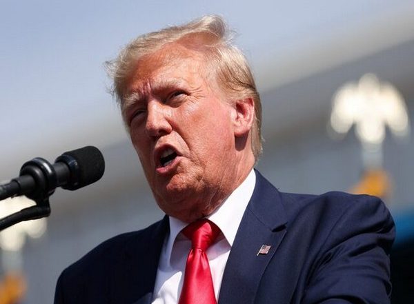World News | Donald Trump Sparks Controversy with Territorial Claims over Greenland, Panama Canal and Canada