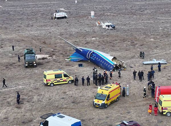 World News | 4 Dead as Azerbaijan Passenger Plane Crashes in Kazakhstan, 29 Survivors Hospitalised
