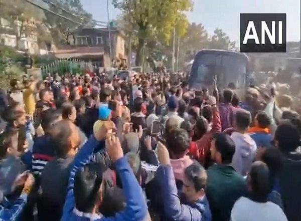 India News | Police Detain Protestors for Opposing Proposed Rs 250 Cr Ropeway Project in Katra