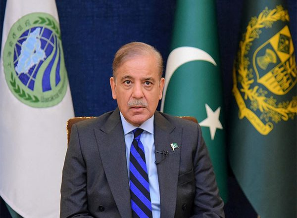 World News | Pakistani PM Shehbaz Urges Taliban Regime in Afghanistan to Act Against TTP