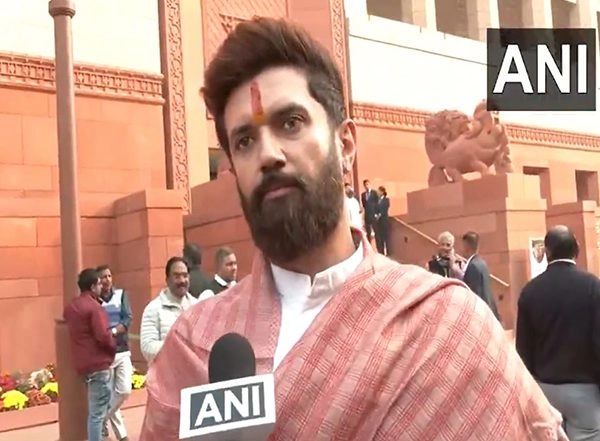 India News | Chirag Paswan Appeals for Dialogue with BPSC Protesters, Condemns Use of Force by Bihar Police