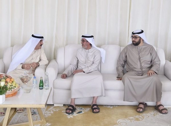 World News | UAQ Ruler Hosts Luncheon for Guests of Festival 'Al Labsa