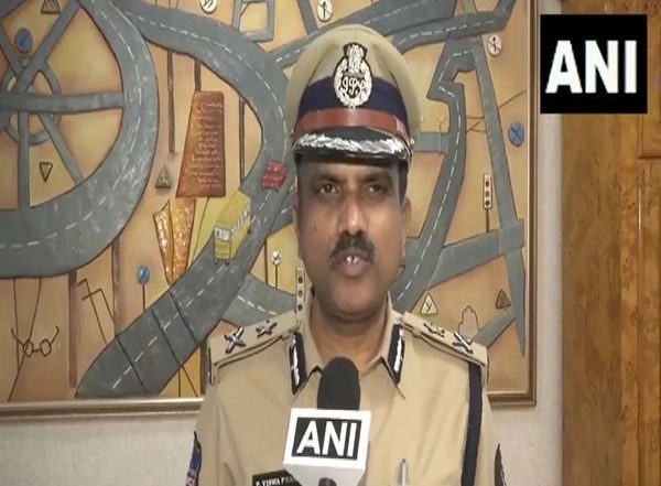 India News | Hyderabad Police Gears Up for New Year's Eve Celebration; to Deploy 63 Check Points Across City
