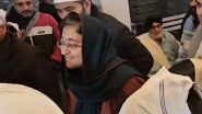 Delhi CM Atishi Visits Gurudwara in Karol Bagh, Conducts Registration for Pujari Granthi Samman Yojana on Priests (Watch Videos)