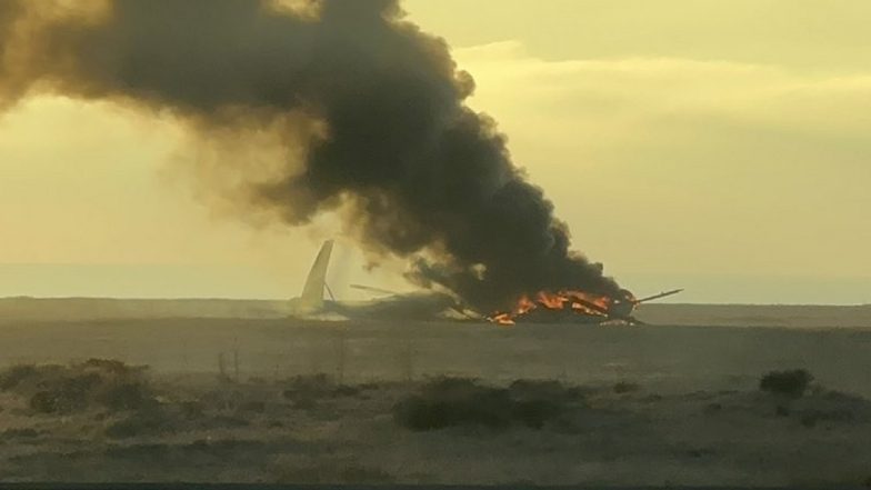 California Chopper Crash: Military Helicopter Crashes and Bursts Into Flames in Oceanside After Making Emergency Landing on Camp Pendleton, No Casualties Reported (Watch Videos)