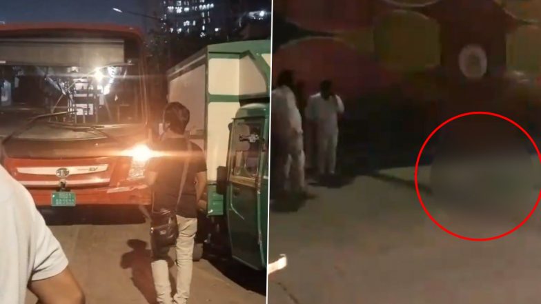 Mumbai BEST Bus Accident: 25-Year-Old Motorcyclist Dies of Head Injury After Collision With Bus Near Shivaji Nagar Junction (Watch Video)