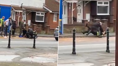 UK Man Abandons Haircut Midway To Help Policeman Under Attack on Street, Video Goes Viral