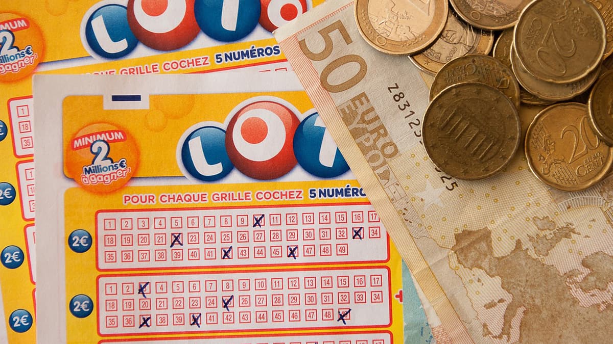 Man Wins INR 11.5 Crore Lottery in China, but Fraud Leaves Him Empty-Handed