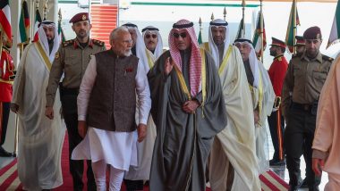 PM Modi Kuwait Visit: Prime Minister Narendra Modi Arrives in Country, Becomes First Indian PM To Visit Gulf Nation in 43 Years (See Pics)