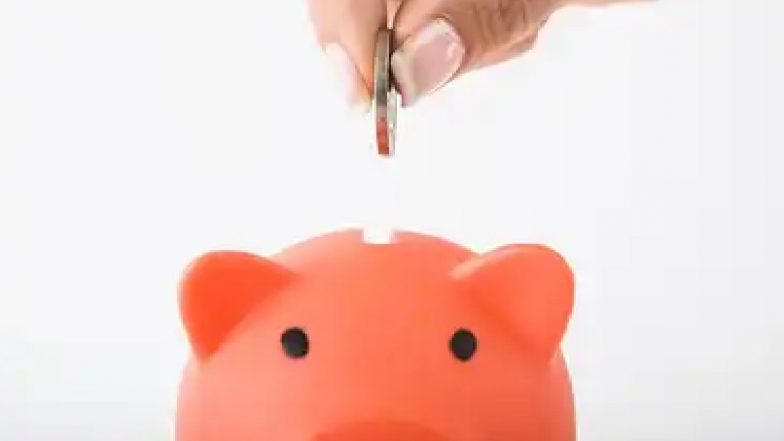 Sehore Couple Suicide: MP Congress Leaders Gift INR 5 Lakh Piggybank to Kids of Couple Who Ended Life After Accusing ED and Some BJP Members of Harassment