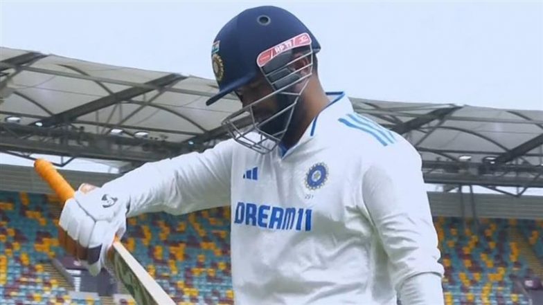 Rishabh Pant Wicket Video: Watch Pat Cummins Take Down India's Star Wicketkeeper-Batsman With a Beautiful Delivery During IND vs AUS BGT 2024-25 3rd Test