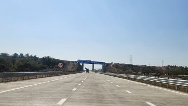 Samruddhi Highway Traffic Jam: More Than 50 Vehicles Punctured After Passing Over Iron Board on Mumbai-Nagpur Highway, Commuters Left Stranded on Samruddhi Mahamarg