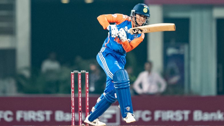 Smriti Mandhana Hits Seven Consecutive Boundaries During IND-W vs WI-W 3rd T20I 2024 (Watch Video)