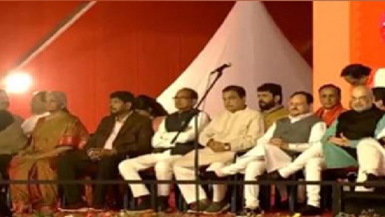Devendra Fadnavis Swearing-In Ceremony: Top NDA Leaders, Bollywood Stars Arrive at Azad Maidan in Mumbai To Attend Maharashtra Chief Minister-Designate Oath-Taking Ceremony
