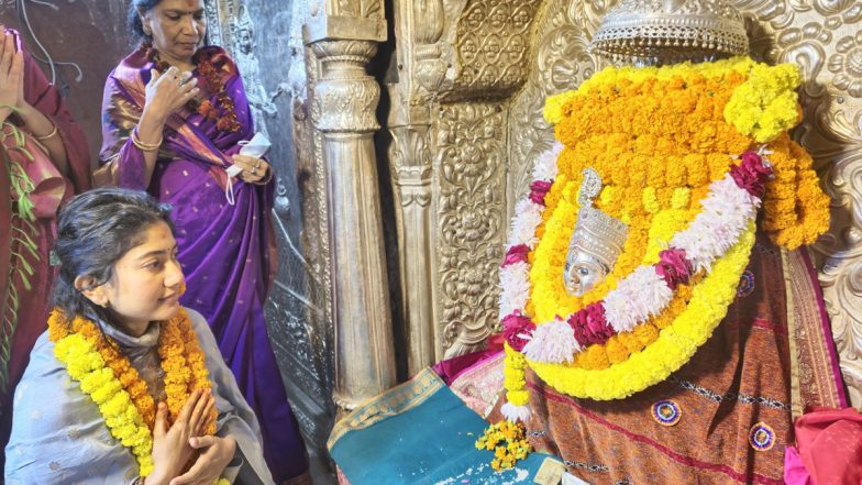 Sai Pallavi Visits Kashi Vishwanath Temple In Varanasi Ahead Of Her