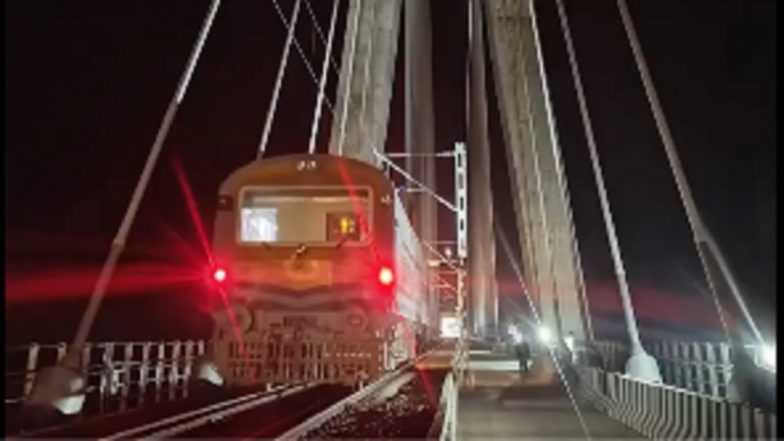 Jammu and Kashmir: Railways Successfully Conducts Trial Run on India’s First Cable-Stayed Rail Bridge, Anji Khad Bridge, in Reasi District (Watch Video)