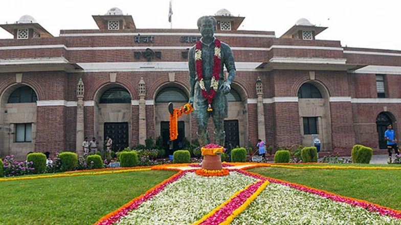 Republic Day 2025: Grand Finale of National School Band Competition To Be Held at Major Dhyan Chand Stadium on January 24–25; 16 Band Teams Comprising 466 Children Will Participate