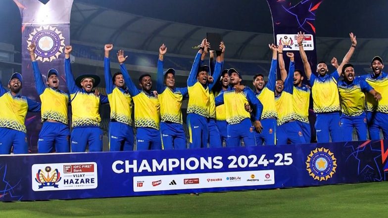 Vijay Hazare Trophy 2024-25: Unfancied Ravichandran Smaran's Hundred Overshadows Dhruv Shorey's Effort as Karnataka Wins Fifth Title Beating Vidarbha By 36 Runs
