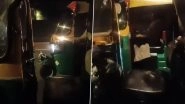 Driverless Auto Rickshaw in Delhi: Auto Seen Moving On Road of National Capital Without Driver (Watch Video)
