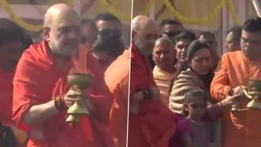 Maha Kumbh Mela 2025: Amit Shah and Family Perform ‘Aarti’ at Triveni Sangam After Taking ‘Holy’ Dip (Watch Video)