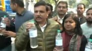 Yamuna Ammonia-Level Row: Sanjay Singh and Other AAP Leaders Protest Outside BJP Headquarters With 7 PPM ‘Ammonia-Contaminated’ Water (Watch Video)