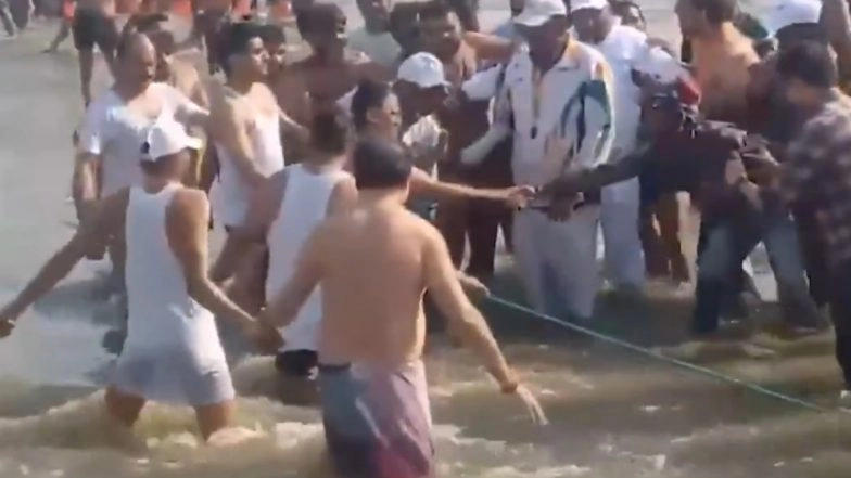 Maha Kumbh 2025: SP Chief Akhilesh Yadav Takes Holy Dip in Triveni Sangam, Says ‘Let's Take Pledge of Harmony, Goodwill and Tolerance’ (Watch Video)