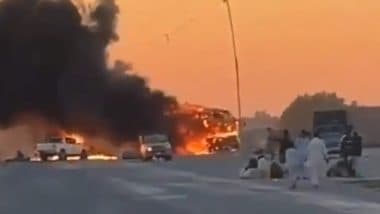 Pakistan Suicide Blast: 5 Killed, 40 Others Injured in Explosion Targeting Passenger Van and Police Security Vehicle in Balochistan Province (Watch Videos)