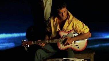 Hrithik Roshan Reveals His Sons Aren't Impressed With His Guitar Skills in 'Kaho Naa Pyaar Hai'