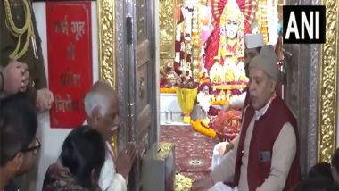 India News | Haryana Governor Offers Prayers at Mansa Devi Temple on First Day of Year