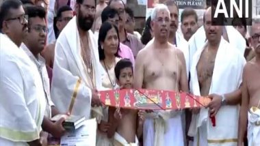 India News | Kerala Governor Rajendra Arlekar Offers Prayers at Sree Padmanabhaswamy Temple in Thiruvananthapuram