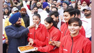 Business News | Chandigarh University Becomes First Indian Private University to Win MAKA Trophy