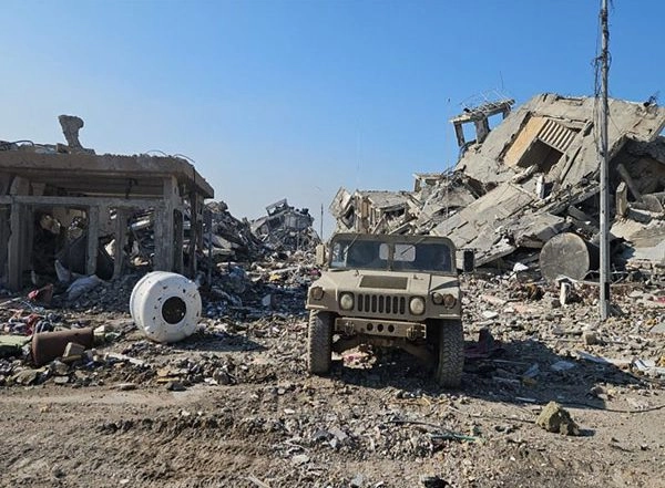 World News | Israel Razes Gaza Neighborhood Overlooking Sderot