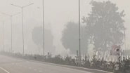 India News | Dense Fog Continues to Blanket Parts of North India