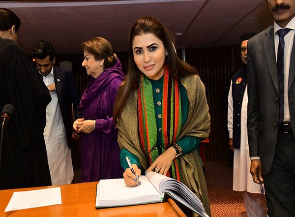 World News | Pakistan: Shazia Marri Warns Federal Govt of Collapse if PPP Pulls out Support