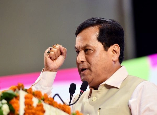 India News | Sarbanand Sonowal Announces Major Projects to Boost Capacity at Kandla Port with Likely Investment of Rs 57,000 Crores
