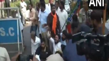 India News | Scuffle Breaks out Between BJYM Workers, Youth Congress Members in Hyderabad