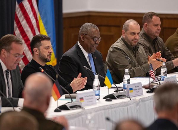 World News | Germany: Biden Administration Allocates Additional USD 500 Million in Military Aid to Ukraine