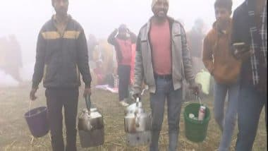 India News | Prayagraj Gears Up for Mahakumbh: Tea Vendors Flock to Sangam Ghat Amid Chilly Weather