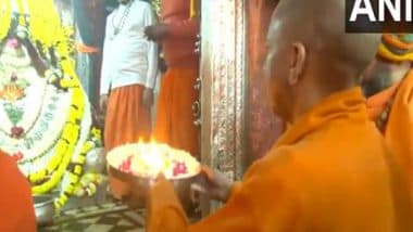 India News | UP CM Yogi Offers Prayers at Hanumangarhi Temple in Ayodhya