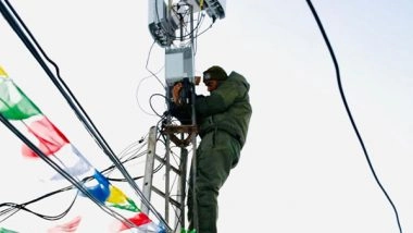 Business News | Reliance Jio Digitally Empowers Soldiers at Siachen Glacier with 4G, 5G Network Connectivity