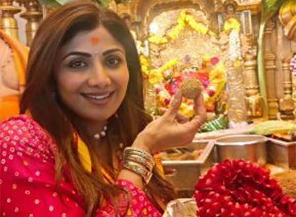 Makar Sankranti 2025: Shilpa Shetty Wears Bright Pink Bandhani Suit for Festive Celebrations (View Pics)