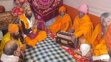 India News | Maha Kumbh: Juna Akhara's Devotion Through Bhajan, Kirtan