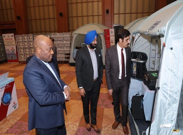 India News | Delhi: Green Genome India Pvt Ltd Showcases BHISHM Cube, Portable Healthcare Unit at Maharashtra Sadan