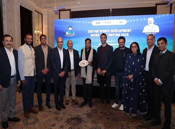 Sports News | Sports Minister Meets Corporate Bigwigs, Urges Them to Contribute Towards Taking India to Top 10 in 2036 Olympics