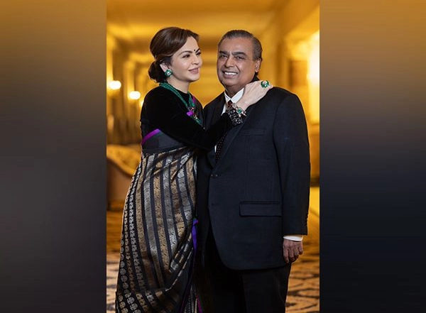Entertainment News | Nita, Mukesh Ambani Pose for Pictures at President-elect Trump's Reception