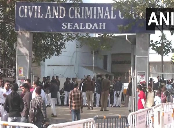 India News | RG Kar Case: Sealdah Court to Pronounce the Quantum of Punishment to Sanjay Roy at 2.45 Pm Today