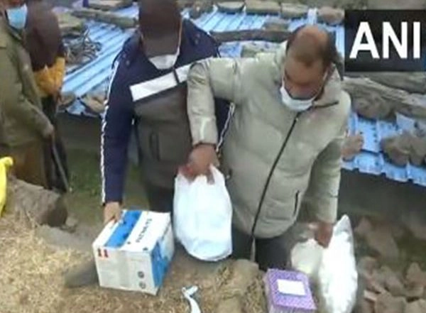 India News |  J&K: Officials Confirm Screening of 9000-10000 Houses in Rajouri Amid 'unidentified' Disease Scare