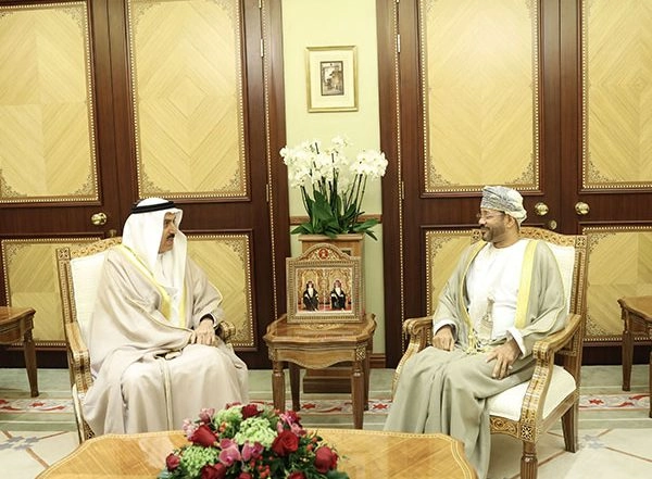 World News | Omani Foreign Minister Receives Federal National Council Speaker